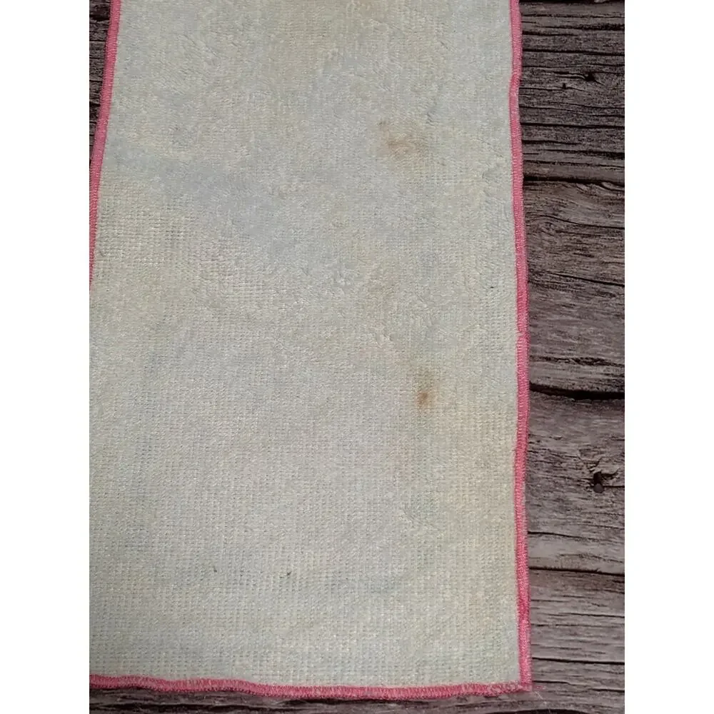 Rainbow High Pacific Coast Bella Parker Replacement Beach Towel Pink Black Gold